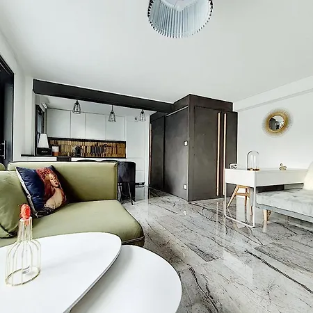 Moyi * Basse-Goulaine