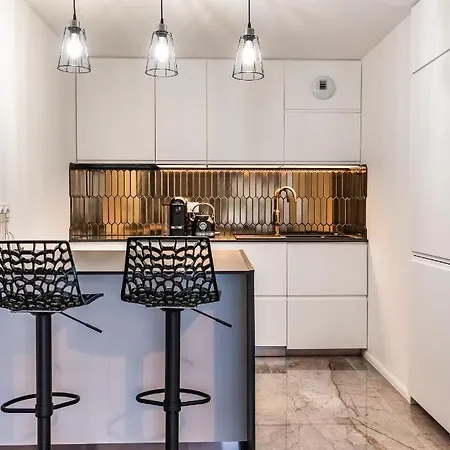 Apartament Moyi *